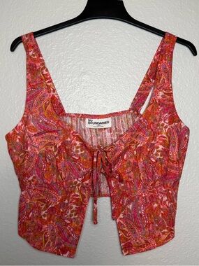No Boundaries Paisley Tie Front Cropped Tie Front Camisole Pink Orange size L